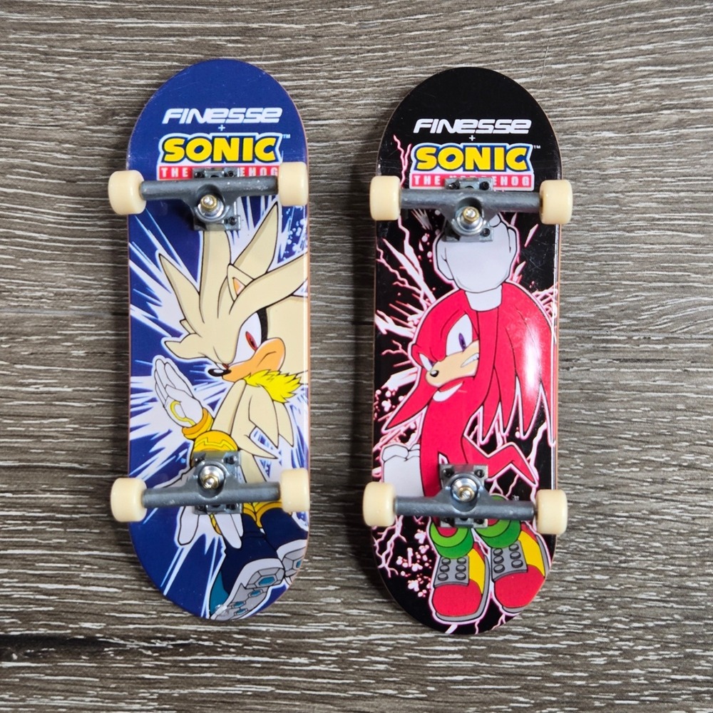 Tech Deck Finesse Sonic the Hedgehog Fingerboard Kids OS Multi Color 2pk Tested